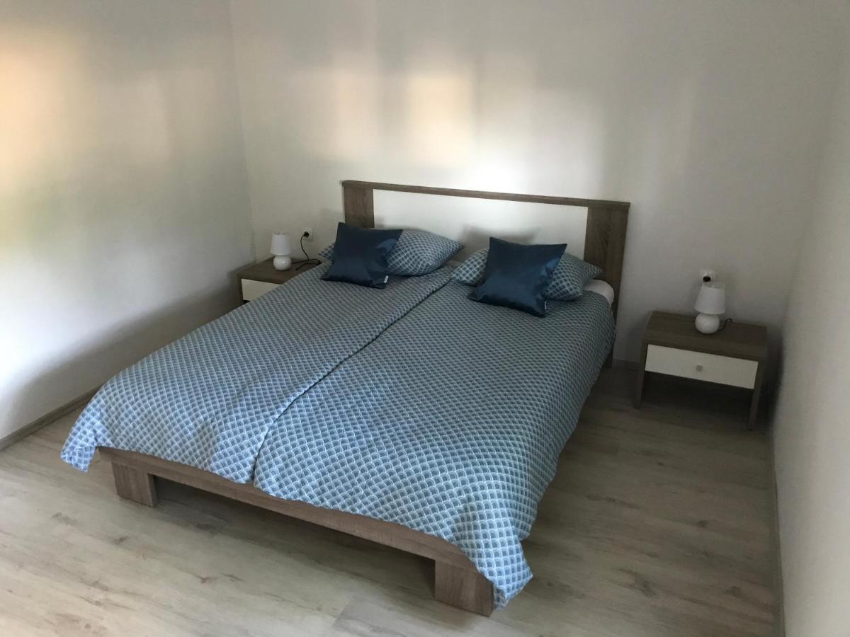 Apartments Lena Baška Kültér fotó